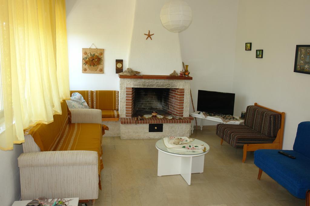Antheia'S House Villa Nea Skioni Luaran gambar